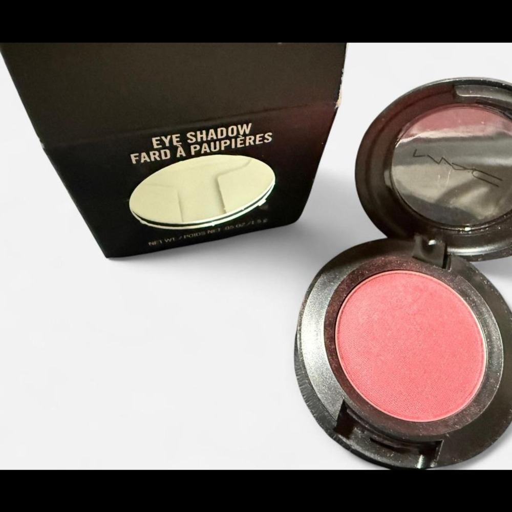 MAC Cosmetics Eyeshadow